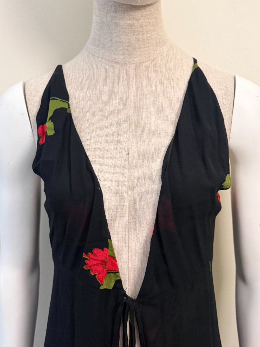 REFORMATION LAYERED CALA TULIP WRAP DRESS XS - Picture 2 of 11